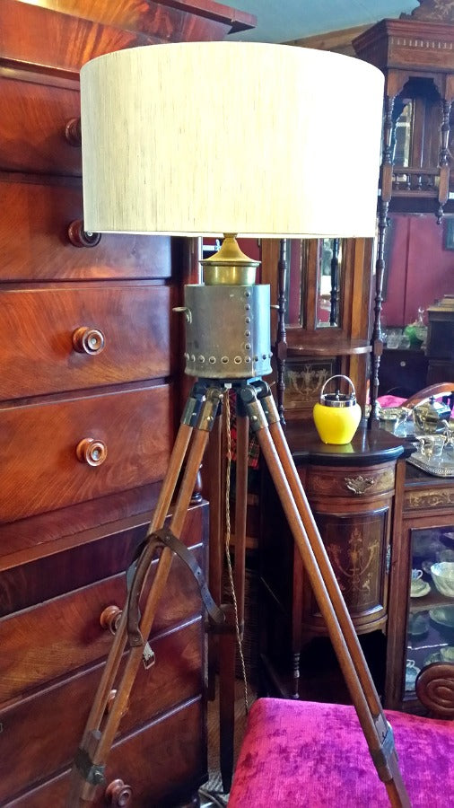 Theodolite Tripod Light