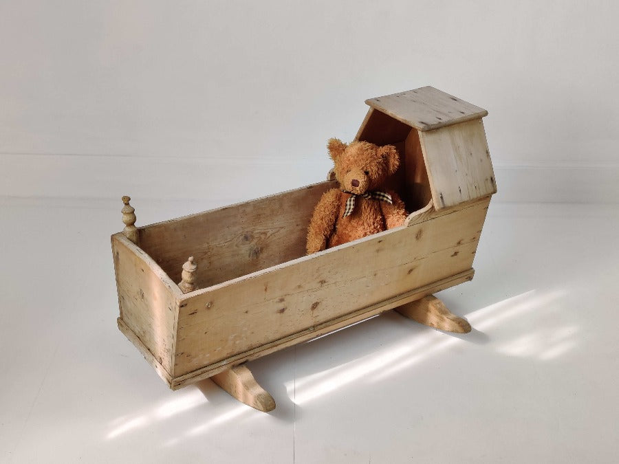 19thC Pine Crib