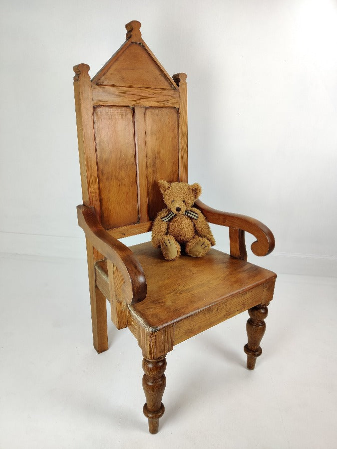 Gothic Armchair - Throne