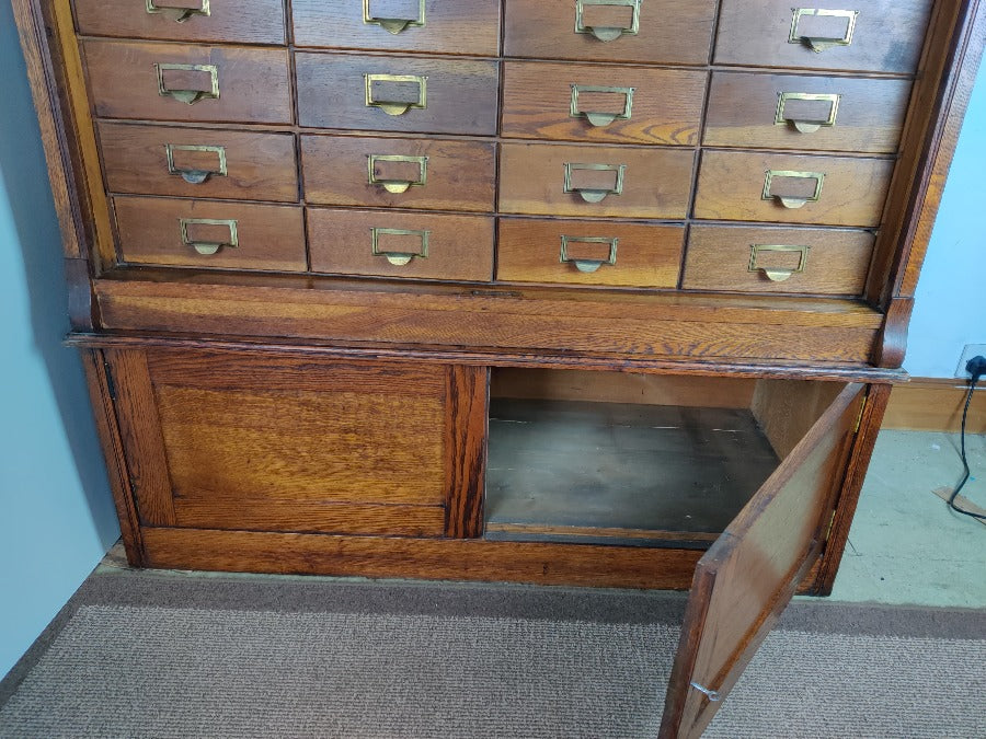 Multi-Drawer Cabinet - Vintage