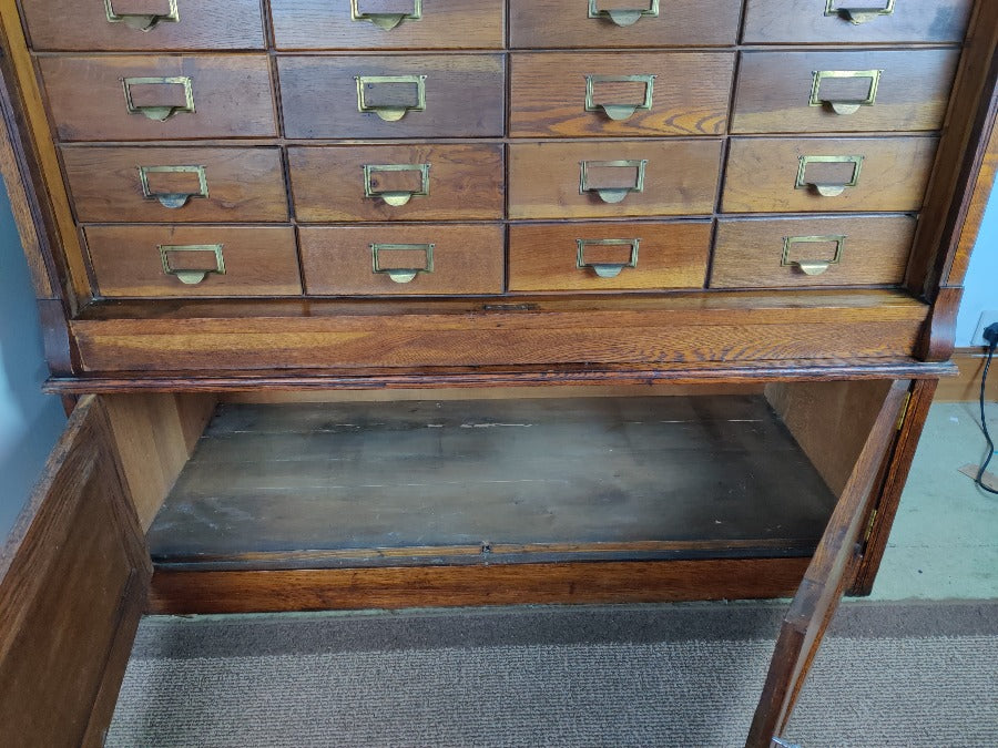 Multi-Drawer Cabinet - Vintage