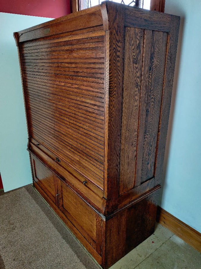 Multi-Drawer Cabinet - Vintage