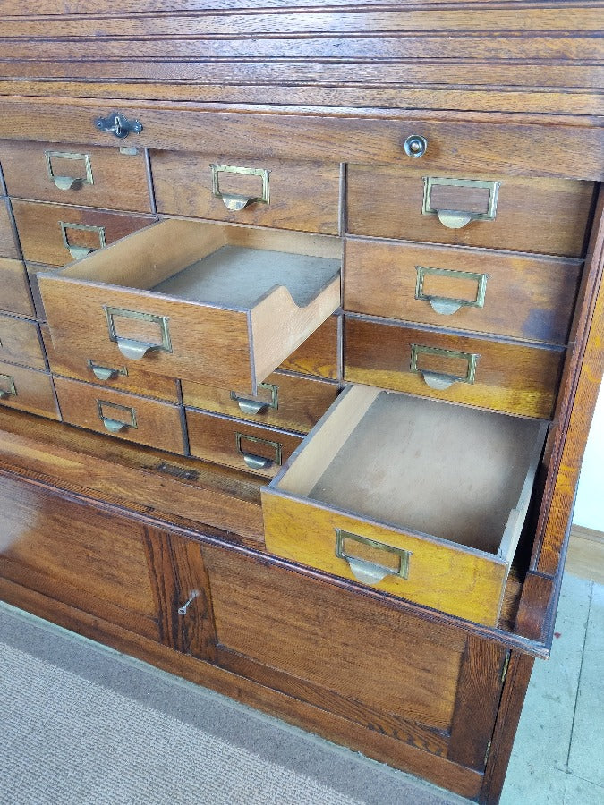 Multi-Drawer Cabinet - Vintage