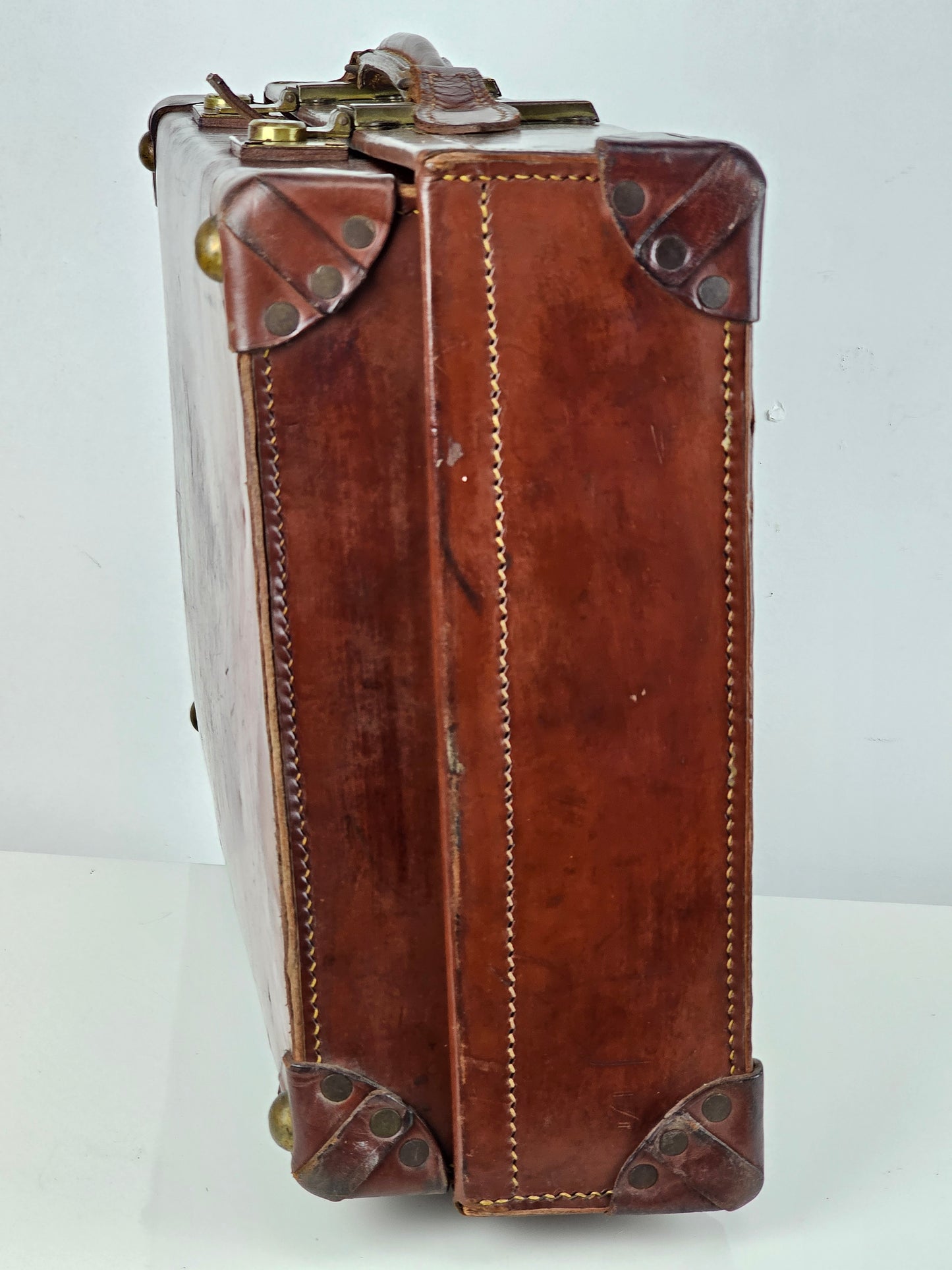 Leather Expanding Suitcase