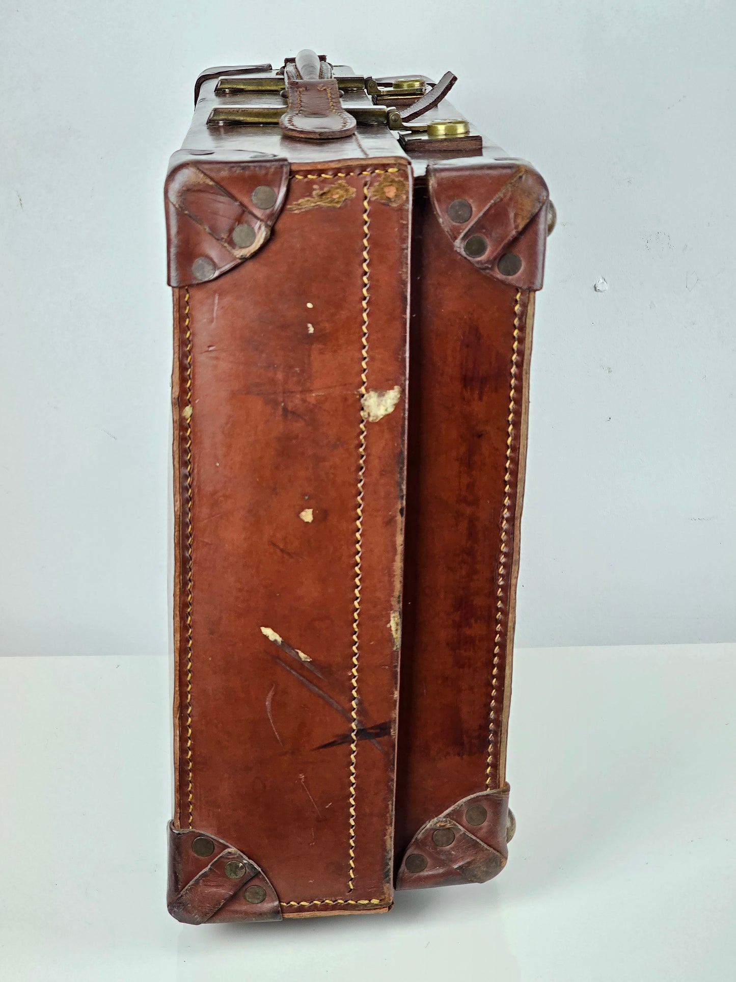 Leather Expanding Suitcase